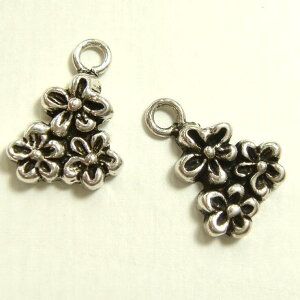 y10OFFN[|I11/27()1:59܂ŁzYUKATAN䂩 t[Vo[p[c21Zbg@6.67mm×9.65mmłԂOOp`ɂȂł@Vo[925̏p[c2Zbg@