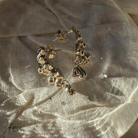 feu アートモチーフピアス　カジュアルモード　韓国ファッション　スタイリッシュ　フィットピアス　春夏秋冬　エッジデザイン　2023年新作 アクセサリー