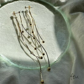 feu スウェイラインピアス　揺れる　多連　ロングチェーンピアス　オケージョン　パーティ—　インパクト　春夏秋冬　韓国ファッション　2023年新作　SWAY LINE PIERCE アクセサリー