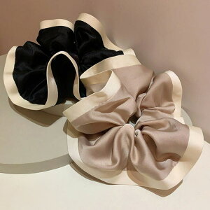 JS FASHION シュシュ ヘアゴム 全2色 バイカラー サテン 配色 黒 大きい 大ぶり デイリー オフィス ヘアアクセサリー 髪留め パーティー 可愛い おしゃれ お洒落 ヘアアレンジ レディース 60代 50