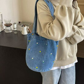 【10％OFFクーポン！11/11 (火)1:59まで】Doux Belle 花柄デザインデニムトートバッグ バッグ・鞄