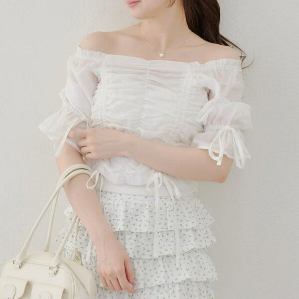 NICE CLAUP / OLIVE des OLIVE　OUTLET ﾄﾞﾛｽﾄｽｸｴｱﾌﾞﾗｳｽ トップス