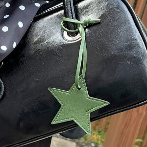 REAL STYLE ストラップ キーホルダー バッグチャーム レディース メンズ キッズ 子供 星 合皮 革 フェイクレザー 紐 おしゃれ シンプル スマホ 鍵 小物