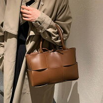 楽天市場】編み込みデザイン ショルダーバックの通販