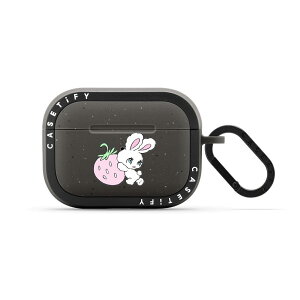 �y2��19��20���܂Ń|�C���g10�{�z�y���������zCASETiFY �o�E���X �P�[�X AirPods Pro �P�[�X(��1���� �� ��2����) - Bunny Carrying Strawberry - �}�b�g�`���R�[��