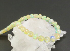 天然石ネックレス オパール K18ホワイトゴールドアジャスター付 43〜46センチ