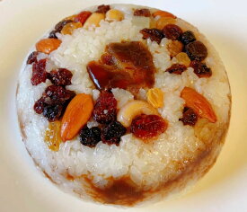 【章記点心】 八宝飯（はっぽうはん） 1個入 中華スイーツ もち米 こしあん ナッツ ドライフルーツ 縁起物 飲茶 点心 お取り寄せ 冷凍 中華 グルメ デザート 贈り物