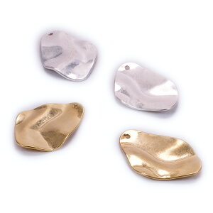 【在庫限り】メタルウォンメッキ 変形プレート 波線 1穴 2ヶ | メタル パーツ アクセサリー 変形プレート つや消し マット ツヤ消し ヴィンテージ アンティーク調