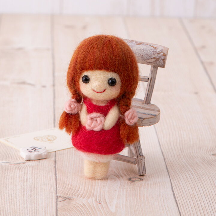 楽天市場 ハマナカ フェルト羊毛でつくる かわいいおんなのこ 赤毛のおんなのこ H441 597 樹 Miki 羊毛キット ニードルフェルト フェルティング 羊毛フェルト 人形 女の子 可愛い ミキ 手芸材料の通信販売 シュゲール