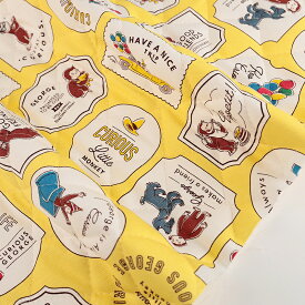 おさるのジョージ バッジ柄 オックスキルト 50cm単位 | 切売り 切り売り 生地 布 布地 キャラクター ひとまねこざる アニメ かわいい 通園 通学 女の子 男の子 キルティング キルティング生地 厚手 丈夫 入園 入学 新学期