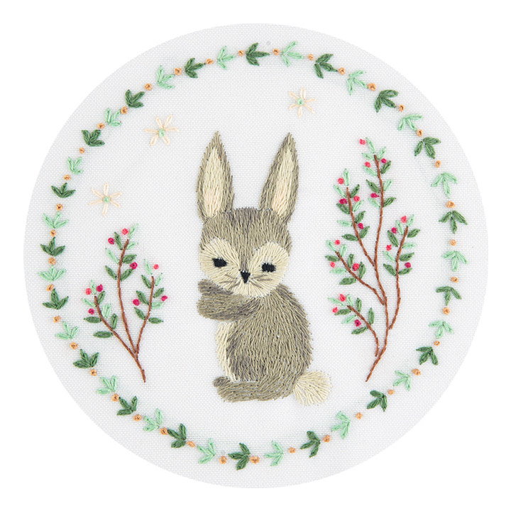 刺繍 PANNA Grey Bunny （灰色うさぎ）｜刺繍キット 自由刺し フランス刺繍 ウサギ かわいい | 手芸材料の通信販売　シュゲール