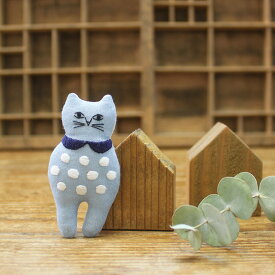 nekogaoさんの刺しゅうブローチキット 水玉 PHC-103-2 ／ piece ねこ | nekogao ぬいぐるみ 刺繍 ブローチ ステッチ刺繍 キット 猫 ネコ ねこがお ネコ顔