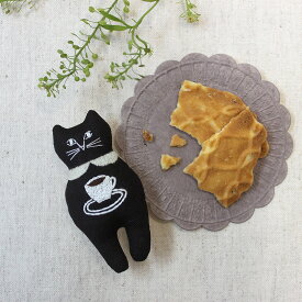 nekogaoさんの刺しゅうブローチキット コーヒー PHC-103-4 ／ piece ねこ | nekogao ぬいぐるみ 刺繍 ブローチ ステッチ刺繍 キット 猫 ネコ ねこがお ネコ顔