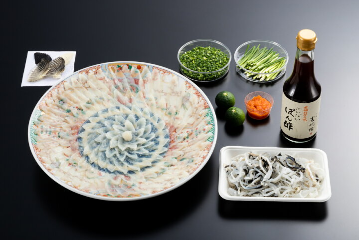 楽天市場】とらふぐ刺身セット(4人前)絵柄陶器皿【老舗料亭下関春帆楼】ふぐ料理公許第一号 : 春帆楼ふぐの通販 楽天市場店 楽天市場】とらふぐ刺身セット(4人前)絵柄陶器皿【老舗料亭下関春帆楼】ふぐ料理公許第一号 : 春帆楼ふぐの通販 楽天市場店