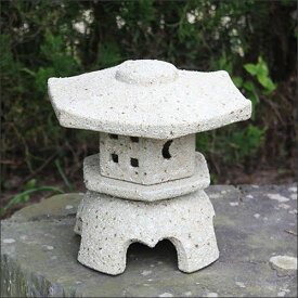 【12月13日10時開始ポイント10倍】信楽焼 和風 おしゃれ 8号六角雪見燈篭 お庭 陶器 燈籠 和 豪華 落ち着き 庭園 トウロウ とうろう 灯籠 燈籠 石 飾る 彩る　ok-0044