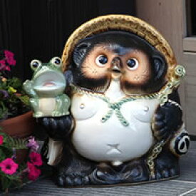 【12月13日10時開始ポイント10倍】信楽焼 和風 おしゃれ 9号カエル持ち福々狸 たぬき 開運 縁起物 タヌキ 陶器 置物 しがらきやき 焼き物 狸 商売繁盛 家内安全 金運 ta-0250