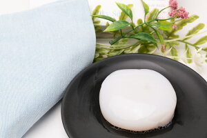 シルク デ スマイルココナッツの香り「肌荒れ・ニキビ・アトピー・敏感肌・保湿・美肌・潤い・乾燥・洗顔・石鹸・マンズ・プレゼント・ギフト・シルク・蒟蒻石鹸・こんにゃく・富岡シ