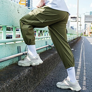 楽天市場 送料無料 カーゴパンツ メンズ ゆったり 太め ワイド 大きいサイズ ミリタリーパンツ 黒 カジュアル ストリート系 韓国系 Bitter系 ビター系 春 夏 Cavaria キャバリア 21 あす楽対応 Silver Bullet シルバーバレット 楽天市場 送料無料 カーゴパンツ メンズ ゆったり 太め ワイド 大きいサイズ ミリタリーパンツ 黒 カジュアル ストリート系 韓国系 Bitter系 ビター系 春 夏 Cavaria キャバリア 21 あす楽対応 Silver Bullet シルバーバレット