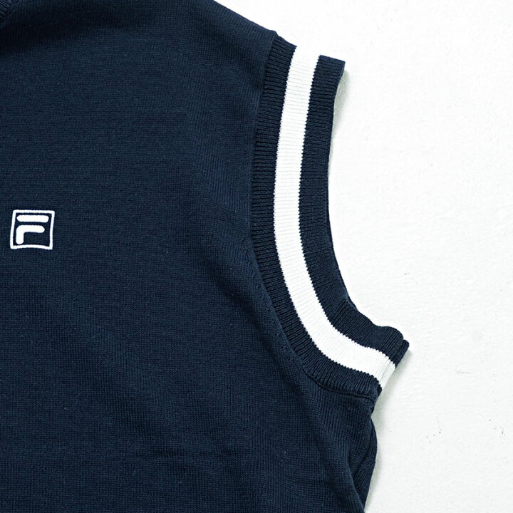 楽天市場 ニットベスト メンズ Fila フィラ Vネックニットベスト 全3色 あす楽対応 トップス ニット セーター Vネック 薄手 ロゴ 刺繍 ユニセックス ブランド ホワイト ベージュ ネイビー 白 紺 M L ストリート 春 Silver Bullet シルバーバレット