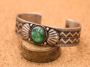 CfBAWG[ ioz Calvin Martinez(JBE}`lX)  X^v[N \m^[RCY ^[RCY \m oO }bgdグ lCeBu AJ Vo