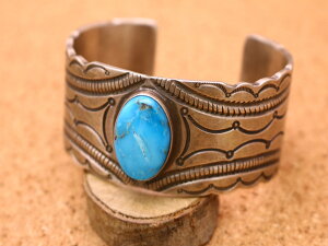 CfBAWG[ ioz Calvin Martinez(JBE}`lX)  X^v[N \m^[RCY ^[RCY oO  JbgAEg }bgdグ lCeBu AJ