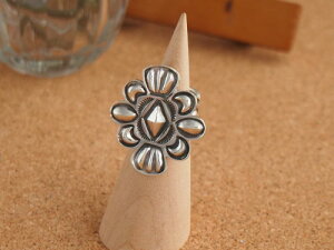 CfBAWG[Eioz Sunshine ReevesiTVCE[uXj@|EYv[gtEO@7