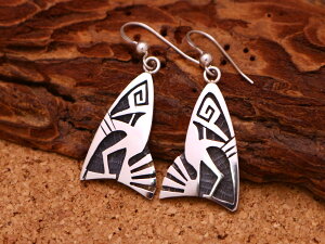 CfBAWG[ zs Willis Humeyestewa (EBXEtCFXe)  RRy vC[tFU[ EF[u `[t Ԃ牺 sAX lCeBu AJ Vo[ 925 AN