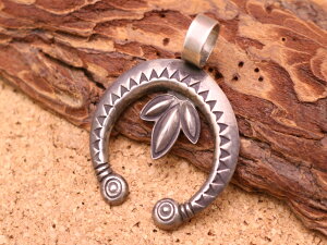 CfBAWG[ ioz Calvin Martinez (JBE}`lX) iW iWgbv ^[RCY y_ggbv lCeBu AJ Vo[ 925 ANZT[ WG[ 