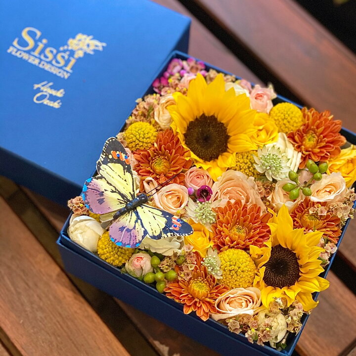 楽天市場 冷蔵便 でお届け ボックスフラワー 生花 Mサイズ 花 誕生日 プレゼント 女性 女友達 母親 妻 お誕生日 お花 フラワーギフト お祝い 結婚祝い 結婚記念日 フラワーボックス 定年 退職祝い 送別会 花 お礼 フラワーアレンジメント おしゃれ アレンジメント 送料