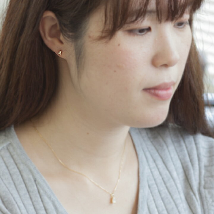 楽天市場】K18 テーパーダイヤモンド スタッドピアス 0.24ct 