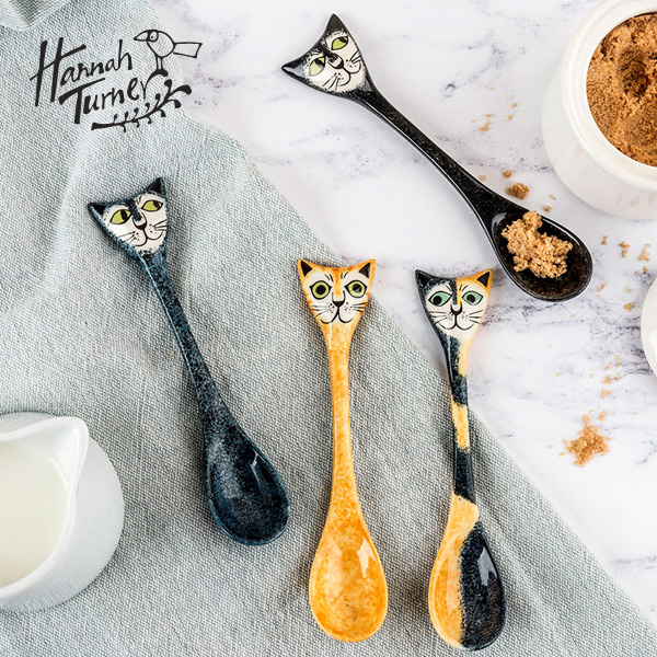 陶器で作られた猫モチーフのスプーンセット Hannah Turner ハンナターナー Cat Spoons Set Of 4 スプーン4本セット 定番 食洗器可 ねこ 電子レンジ可 限定特価 せっ器 キャットモチーフ ネコ 猫 ディナー 陶器