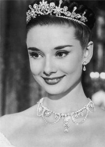 アートポスター フレーム付・アートパネル額付 オードリー・ヘップバーン ポスター モノクロ写真シリーズ デザインNO-9 A4 A3 A2