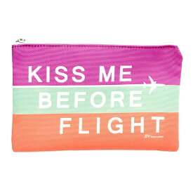 トラベルポーチ　KISS ME BEFORE FLIGHT　マルチ　旅行用品　旅行グッズ　飛行機　航空雑貨　エアライングッズ【オリジナル商品】