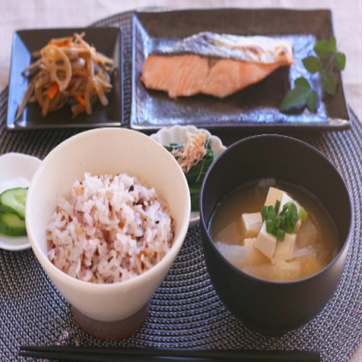 楽天市場】令和3年産 もち麦 国産 ダイシモチ 950g 1袋 チャック付き 岡山県産 ポイント消化 送料無料 雑穀・雑穀米 古代米 食品 安い お試し 1kg以下 美容・ダイエット・健康 メール便 : 岡山のお米と雑穀のスカイファーム 楽天市場】令和3年産 もち麦 国産 ダイシモチ 950g 1袋 チャック付き 岡山県産 ポイント消化 送料無料 雑穀・雑穀米 古代米 食品 安い お試し 1kg以下 美容・ダイエット・健康 メール便 : 岡山のお米と雑穀のスカイファーム