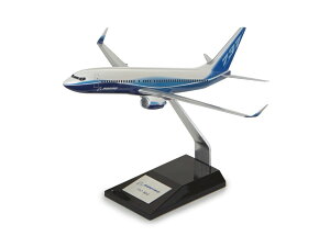 Boeing 737-800 Plastic 1:144 Model {[CO _CLXg