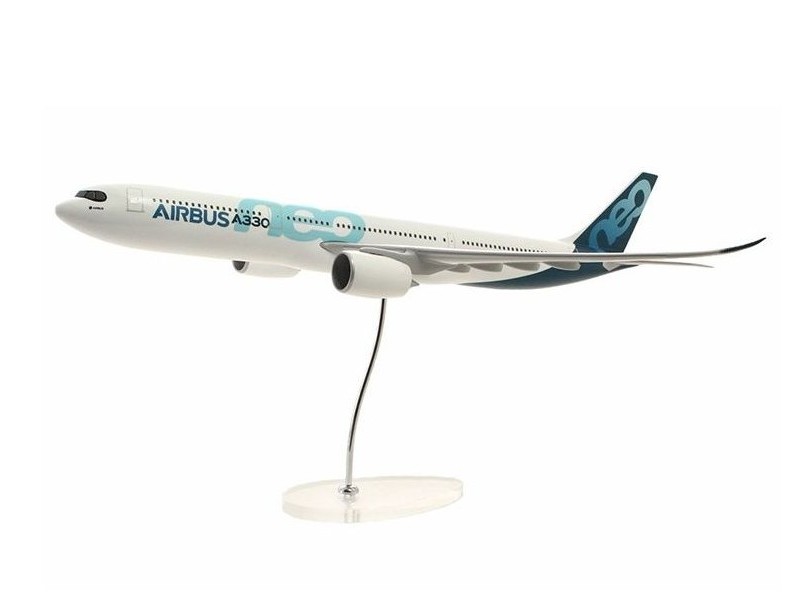 Airbus Executive A330neo 1/100 scale model エアバス 飛行機 スケール モデル：SKY LIFE with  FLYING DOG