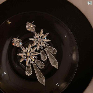 ���� �p �_�C�������h�N���X�^���t�����[�^�b�Z���C�������O�A ���[���b�p�� �A�����J�� �d���� �� �C�������O�A �t�@�b�V���i�u���� �C���^�[�l�b�g�Z���u�� �n�C�G���h �C�������O