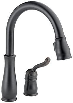 期間限定で特別価格Delta 978-RBWE-DST Leland Single Handle Water Efficient Pull-Down Kitchen Faucet%ｶﾝﾏ% Venetian Bronze by DELTA FAUCET