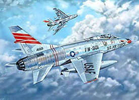 【中古】【輸入品・未使用】トランペッター 1/32 アメリカ空軍 F-100C スーパーセイバー プラモデル 03221