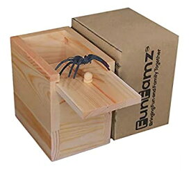 【中古】【輸入品・未使用】FunFamz (ファンファムズ) オリジナル クモ いたずら箱 - 面白い 木製ボックス 玩具のいたずら とても面白い クリスマス マネー ギフトボックス