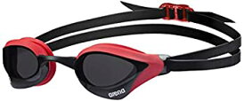 【中古】【輸入品・未使用】Arena Cobra Core Swim Goggles for Men and Women, Smoke/Red, Swipe Anti-Fog Non-Mirror (New)