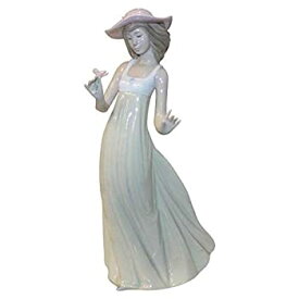 【中古】【輸入品・未使用】Lladro Nao Collectible Porcelain Figurine: Gentle Breeze - 10 inch Tall - Girl/Young Lady 商品カテゴリー: インテリア オブジェ [並行輸入