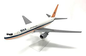 【中古】【輸入品・未使用】South African Airways 767-200 Airplane Miniature Model Plastic Snap-Fit 1:200 Part# ABO-76720H-007