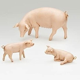 【中古】【輸入品・未使用】Fontanini by Roman Inc., Pig Family 3ピース 7.5インチコレクション キリスト降誕フィギュアとアクセサリー 手彫り&塗装(10x7x8)