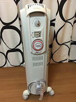 楽天市場】デロンギ オイルヒーター D071249ECFの通販