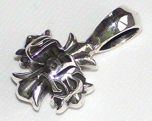 CHROME HEARTS DOUBLE CH PLUS CHARM PENDANT Nn[c@_u CHvX@`[y_g