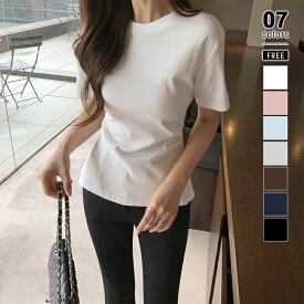 【23:59まで！クーポンで1,632円】 Tシャツ ウエストギャザー ギャザーTシャツ くびれ カットソー 半袖 レディース サイドギャザー ウエストシェイプ ギャザートップス 細見え クルーネック 半袖Tシャツ きれいめtシャツ おしゃれ きれいめ カジュアル 春夏 春 夏 cocomomo