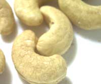 ●プレミアム Lサイズ 無塩 生 カシューナッツ 1KG  通常サイズに比べやや大粒 無農薬 化学農薬不使用 栽培 IMO認定品