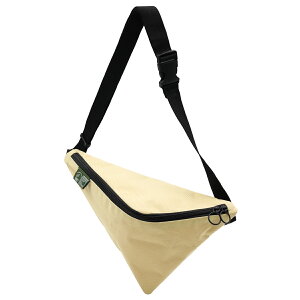 ボディバッグ レディース トライアングル きれいめ 洗える ウォッシャブル 洗濯 おしゃれ メッシュ 旅行 トラベル 横型 かわいい 軽量 アウトドア 小さめ KAKSI カクシ