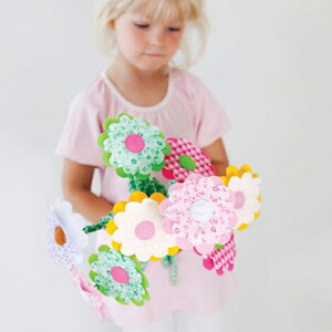 ごっこ遊び 布おもちゃ フラワー 女の子 かわいい 出産祝い 誕生日 インテリア 子供部屋 お花屋さん Oskar&ellen オスカー&エレン 花束 デイジー